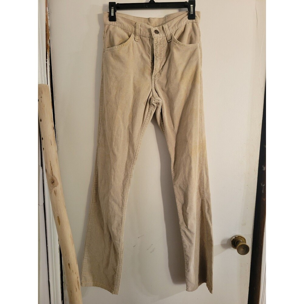 Mens Levi's size 28x32 (AB-01)